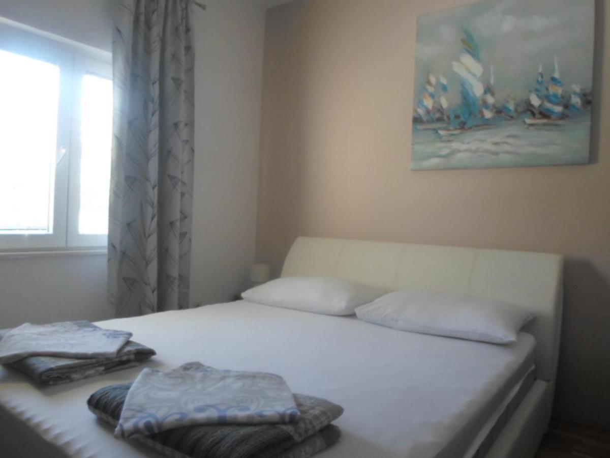 Apartments Golic Biograd Na Moru Luaran gambar
