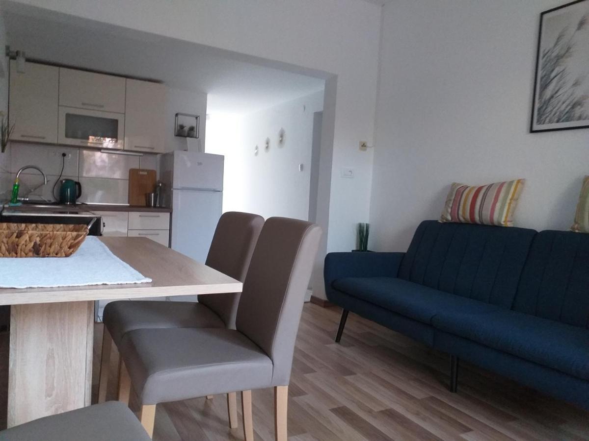Apartments Golic Biograd Na Moru Luaran gambar