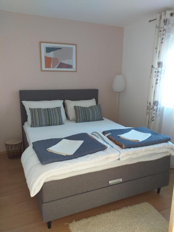 Apartments Golic Biograd Na Moru Luaran gambar