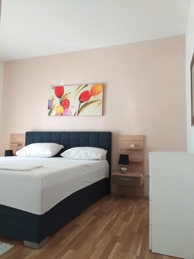 Apartments Golic Biograd Na Moru Luaran gambar