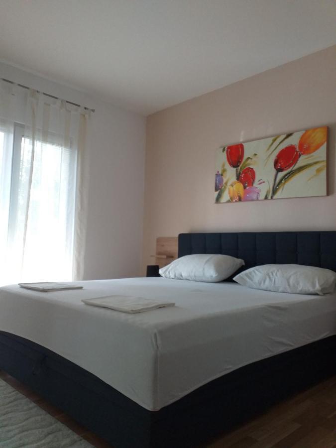 Apartments Golic Biograd Na Moru Luaran gambar
