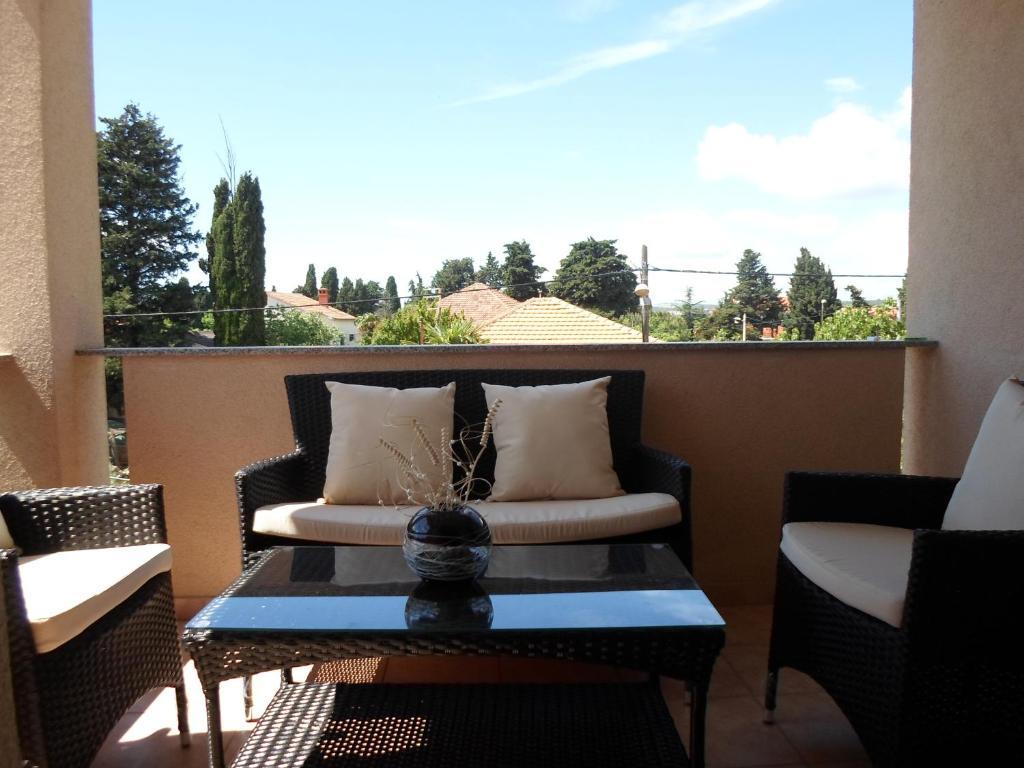 Apartments Golic Biograd Na Moru Luaran gambar