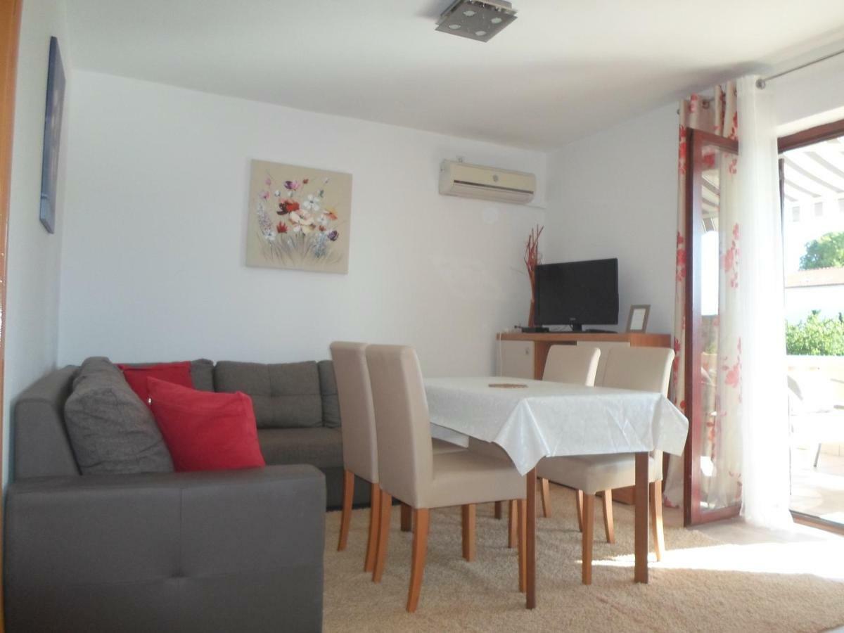 Apartments Golic Biograd Na Moru Luaran gambar