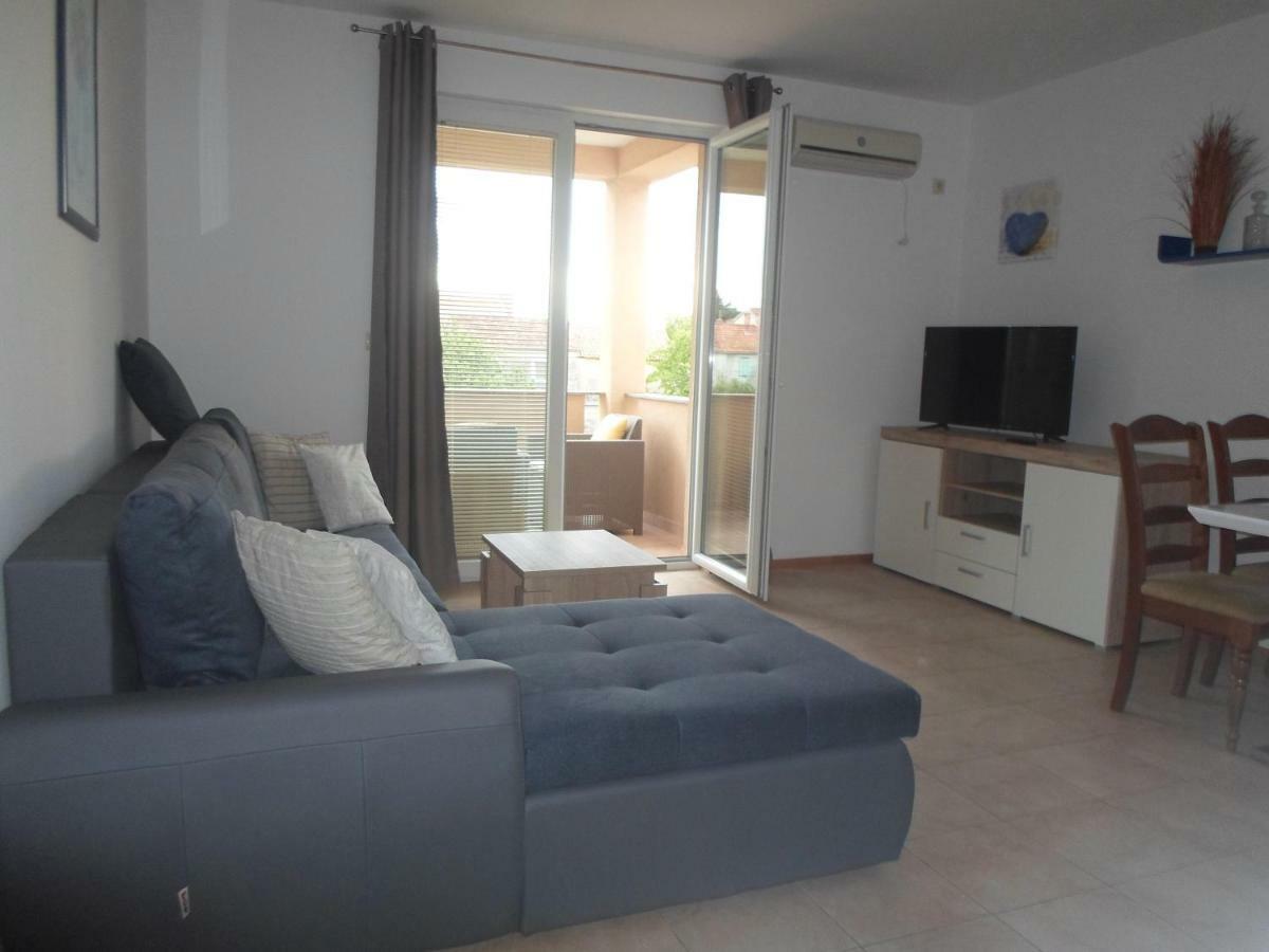 Apartments Golic Biograd Na Moru Luaran gambar